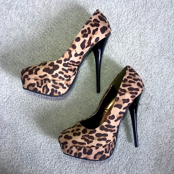 Sexy Leopard Print Platform High Heels - Picture 2 of 2